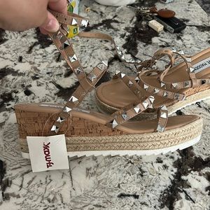 NWT Steve Madden wedges
